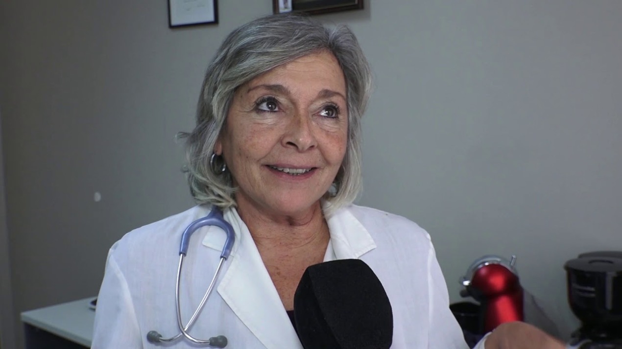 ELENA OBIETA: "LA VACUNA CONTRA EL COVID NO ES OBLIGATORIA PARA NADIE"