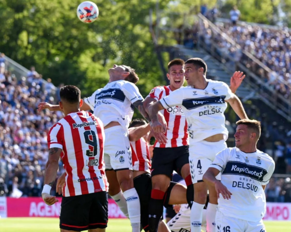 ESTUDIANTES Y GIMNASIA TAMBIÉN JUEGAN EN EL INTERIOR