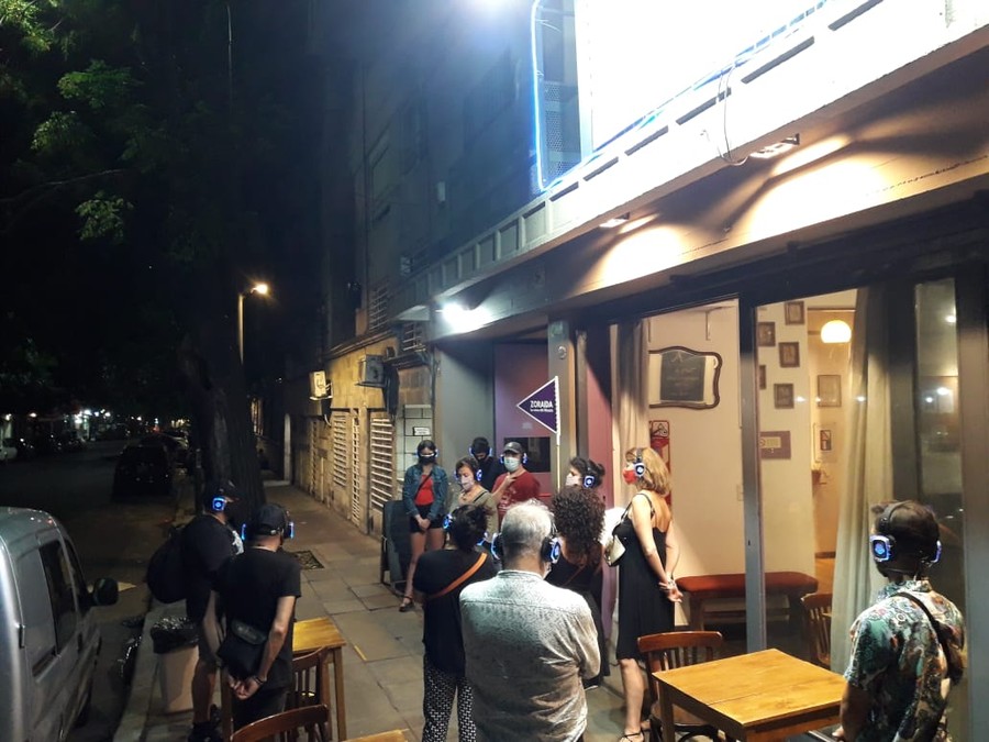 MARIANO STOLKINER RECORRE EL ABASTO DE UNA MANERA PARTICULAR