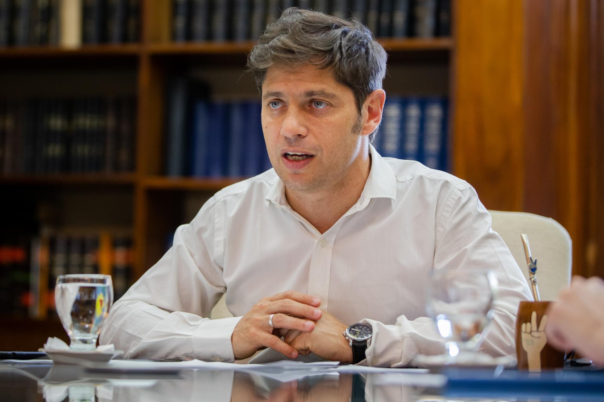 LA PROVINCIA ANUNCIÓ OBRAS PARA EL TRANSPORTE ELÉCTRICO