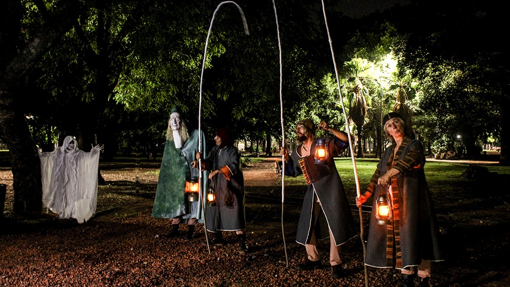30 AÑOS DE LA RUNFLA EN EL ARTE DEL TEATRO CALLEJERO