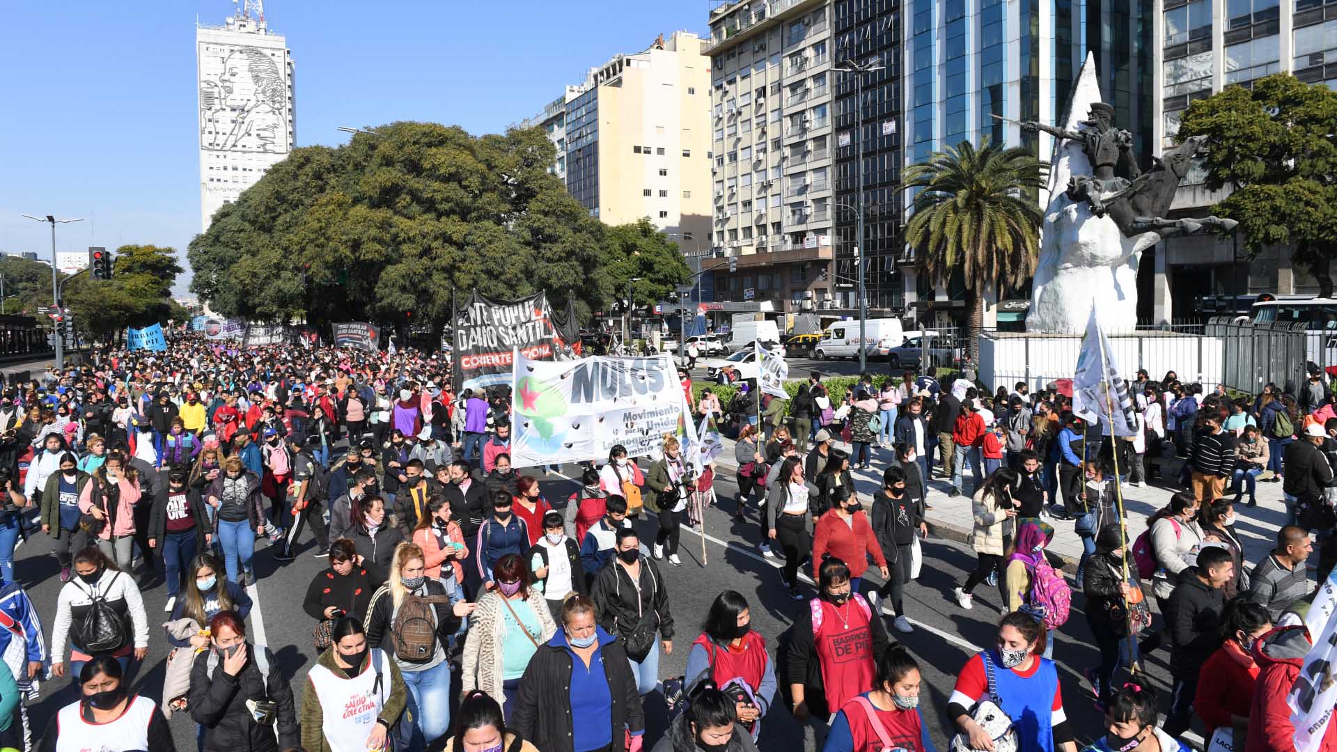 “A LARRETA LE MOLESTA LA POSTAL DE LA MISERIA”