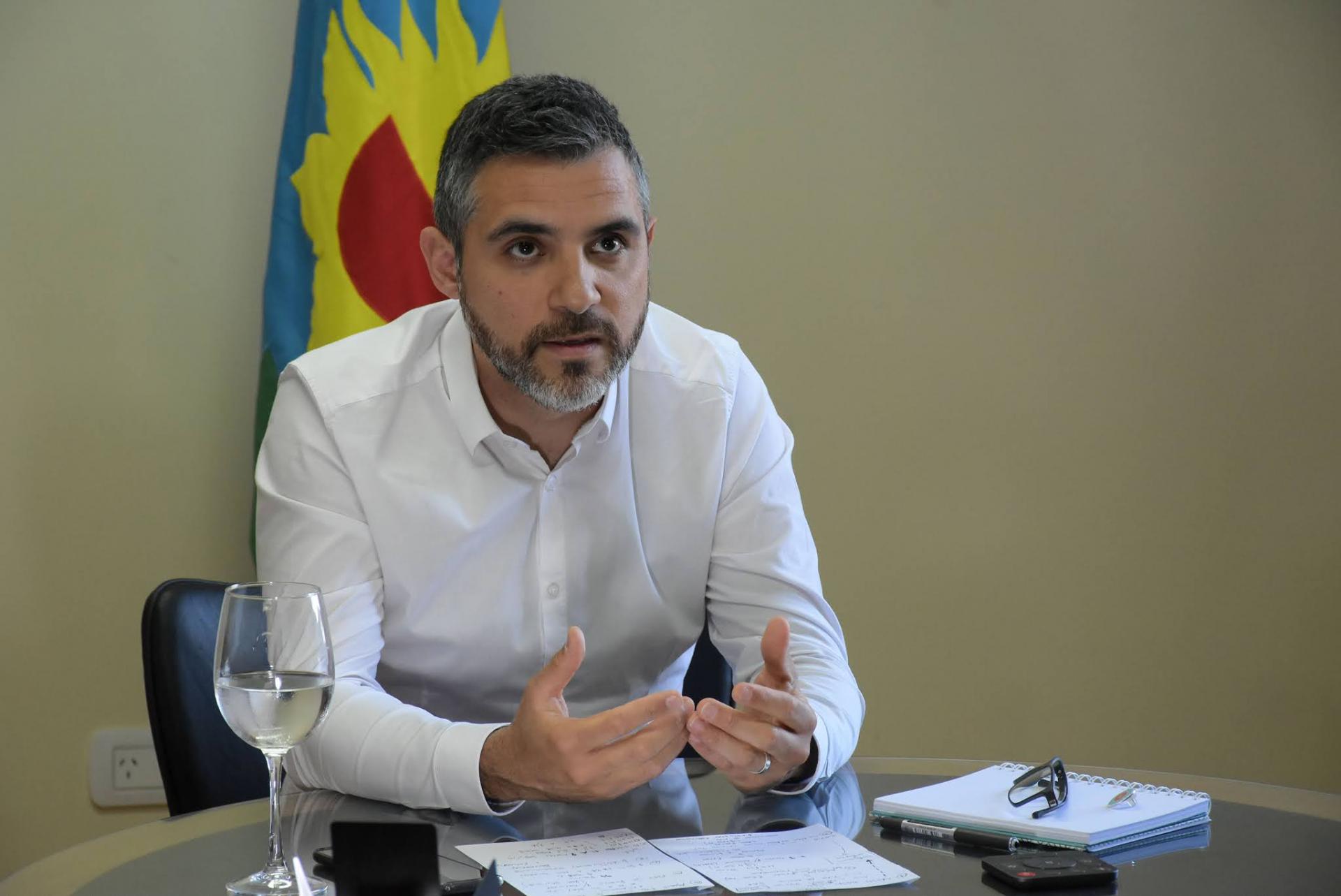CRISTIAN GIRARD: “VAMOS A CONTROLAR QUE LOS QUE MÁS TIENEN PAGUEN IMPUESTOS”