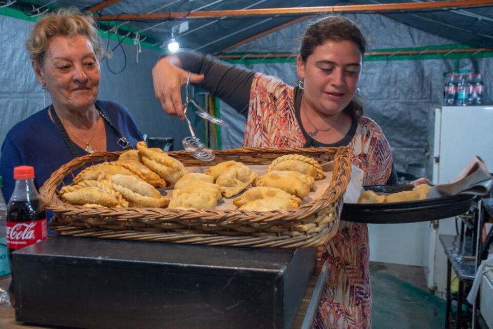 MAR CHIQUITA CELEBRA LA 11° EDICIÓN DE LA FIESTA DE LA EMPANADA COSTERA