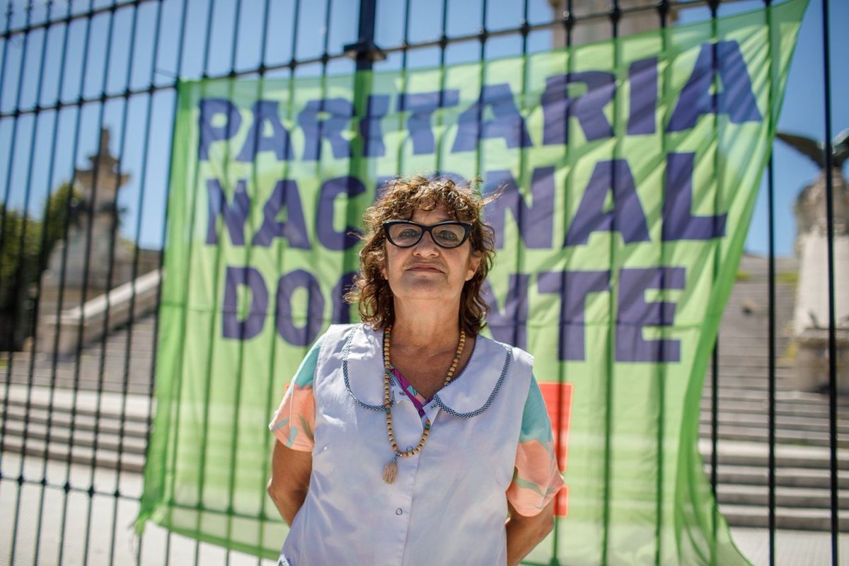 CTERA CONVOCÓ A UN PARO NACIONAL Y MOVILIZACIÓN CONTRA EL AJUSTE DE MILEI