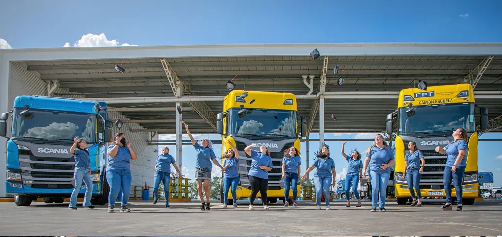 FADEEAC PROMUEVE LA PARTICIPACIÓN DE LAS MUJERES EN EL TRANSPORTE DE CARGA