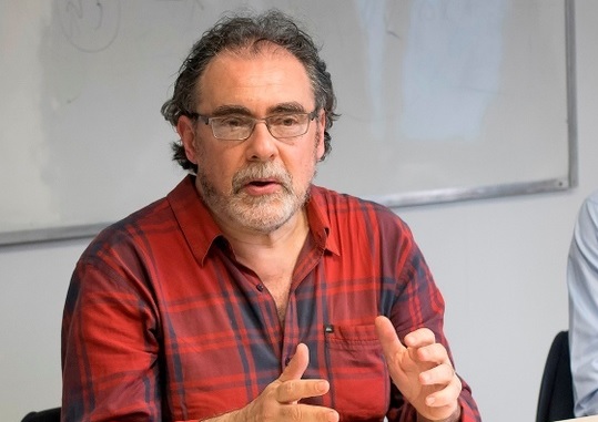 AFIRMAN QUE EL GOBIERNO “ESTÁ DESESPERADO PARA QUE EL DÓLAR NO SE MUEVA”