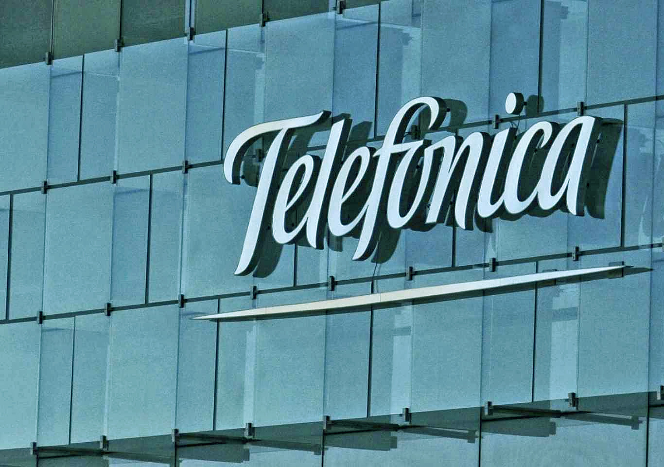 TELEFÓNICA DEBERÁ DEVOLVER A LOS USUARIOS $20 MIL MILLONES POR UN DÉBITO ILÍCITO