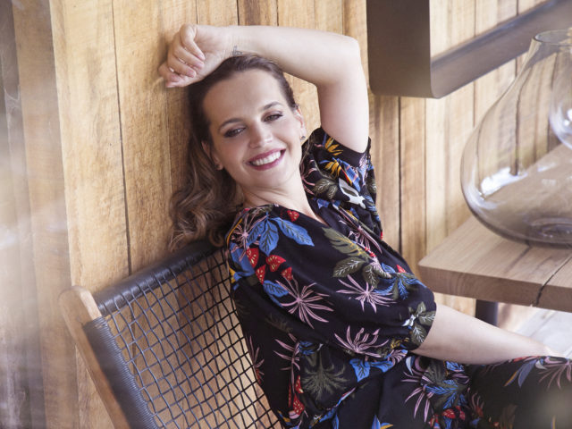 SABRINA GARCIARENA: “TIENE MUCHO HUMOR Y EMOCIÓN”