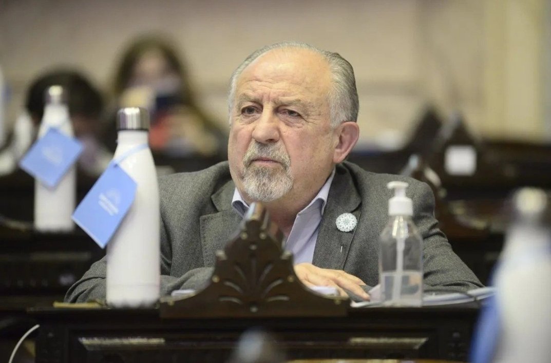HUGO YASKY: “ESTO NO PUEDE QUEDAR ASI”