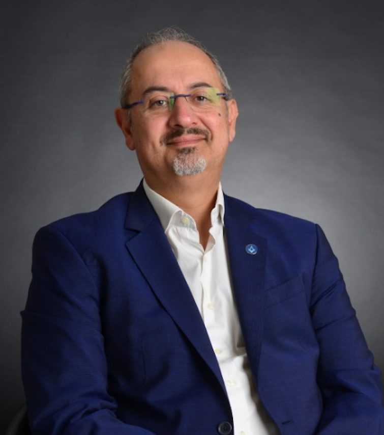 ESPECIALISTA HABLÓ DE CÓMO LA INTELIGENCIA ARTIFICIAL INCIDE EN EL HUMOR SOCIAL