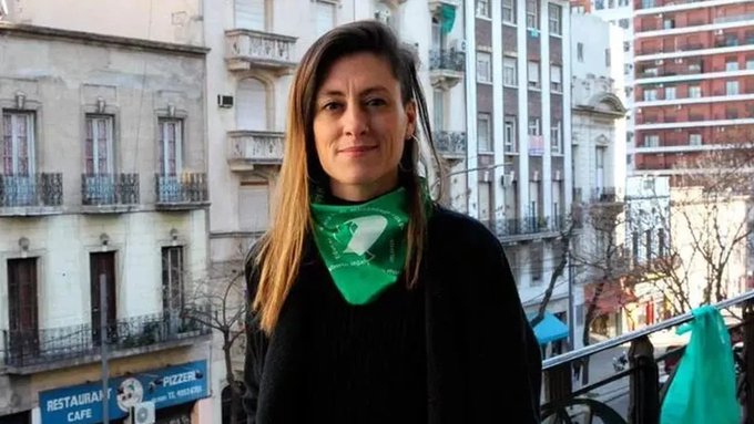 RAQUEL VIVANCO: “LA SOCIEDAD ENTIENDE QUE NO ES POR AHÍ”.