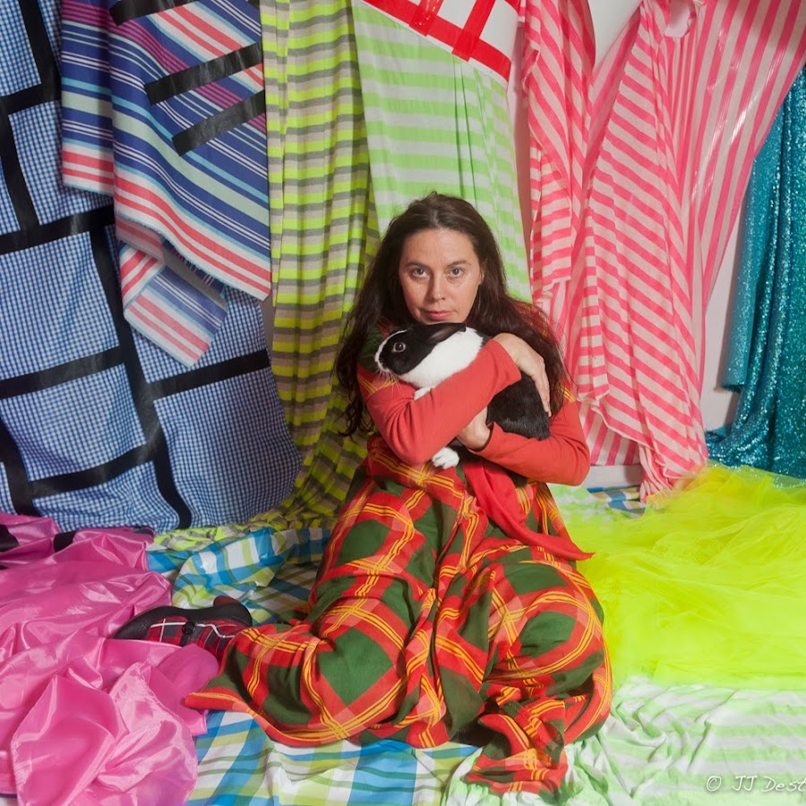 ARIADNA PASTORINI: "EL KONEX ES EL PRIMER RECONOCIMIENTO TEXTIL QUE TENGO"