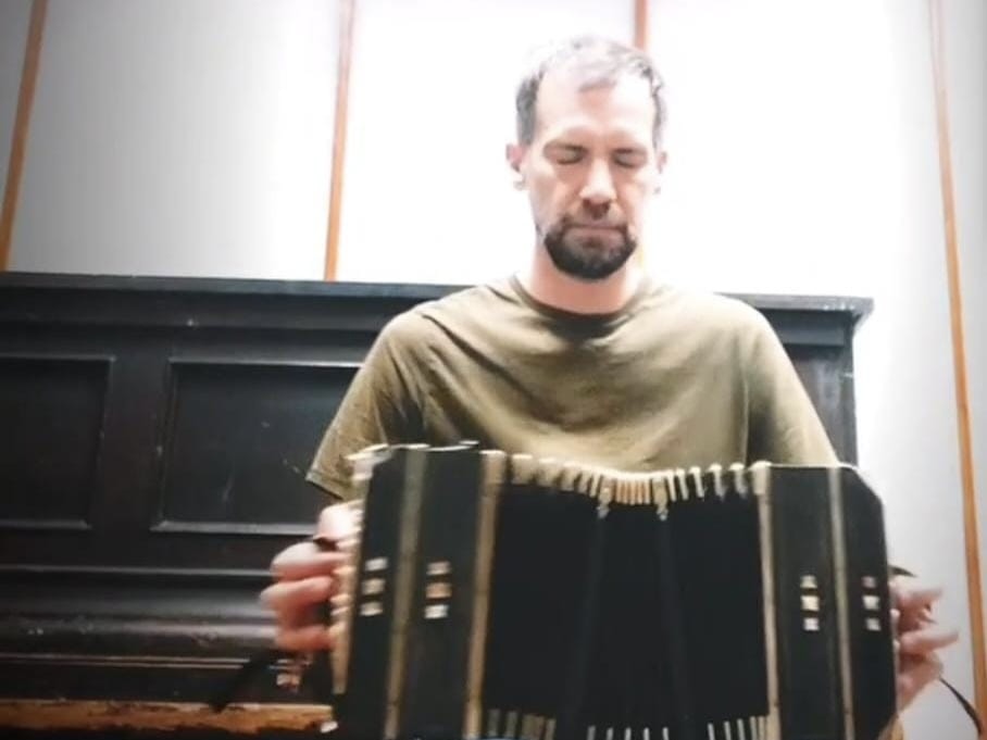 MANUEL FUSARI: "EL BANDONEÓN ALIMENTÓ EL SONIDO QUE HOY RECONOCEMOS COMO TANGO"