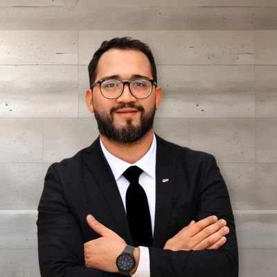 KICILLOF MANTIENE UNA IMAGEN POSITIVA DEL 40% Y MILEI CAYÓ A 35