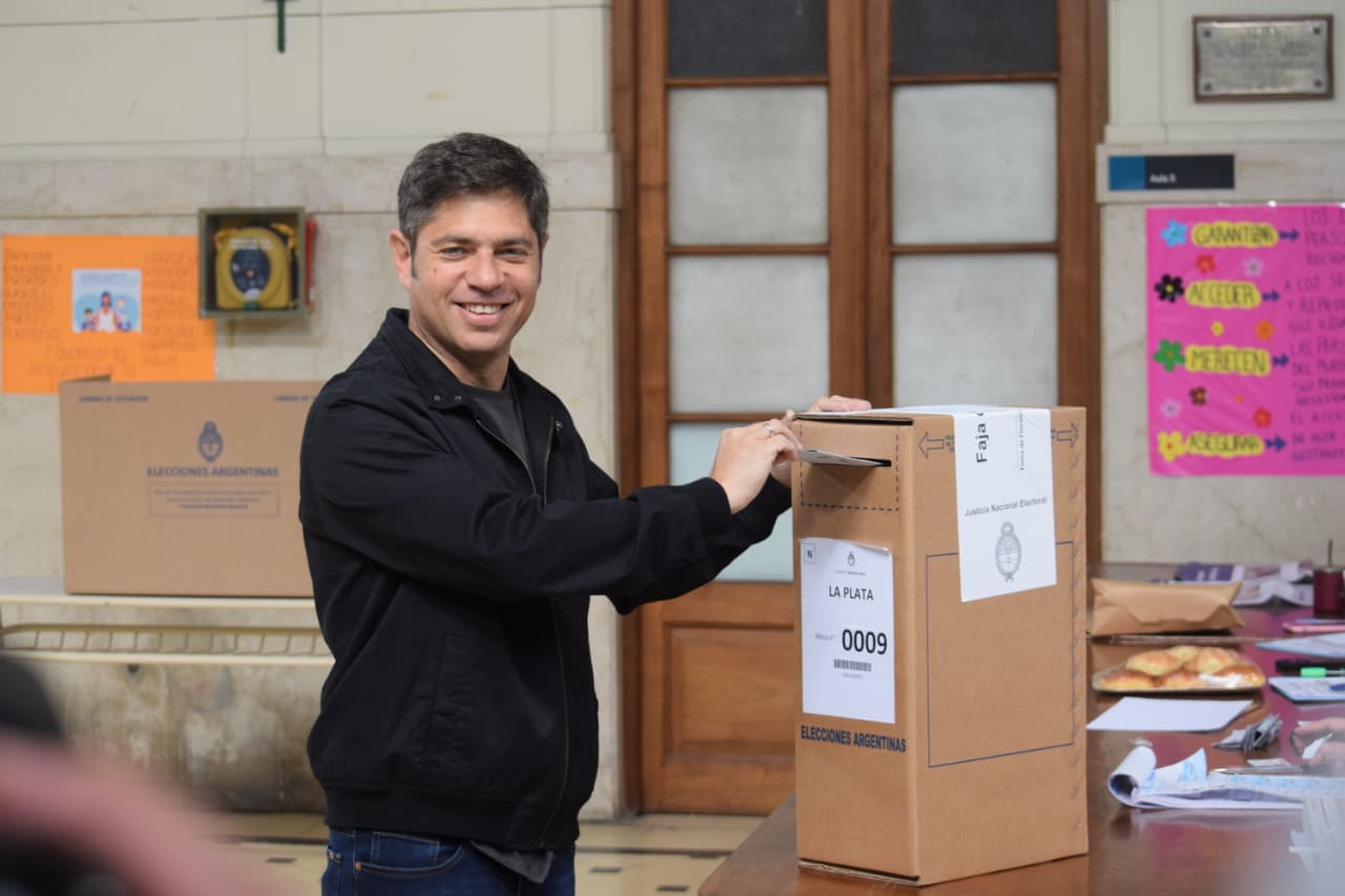 AXEL KICILLOF: “ESPEREMOS QUE SE RESPETE LO QUE EL PUEBLO DECIDA EN LAS URNAS”