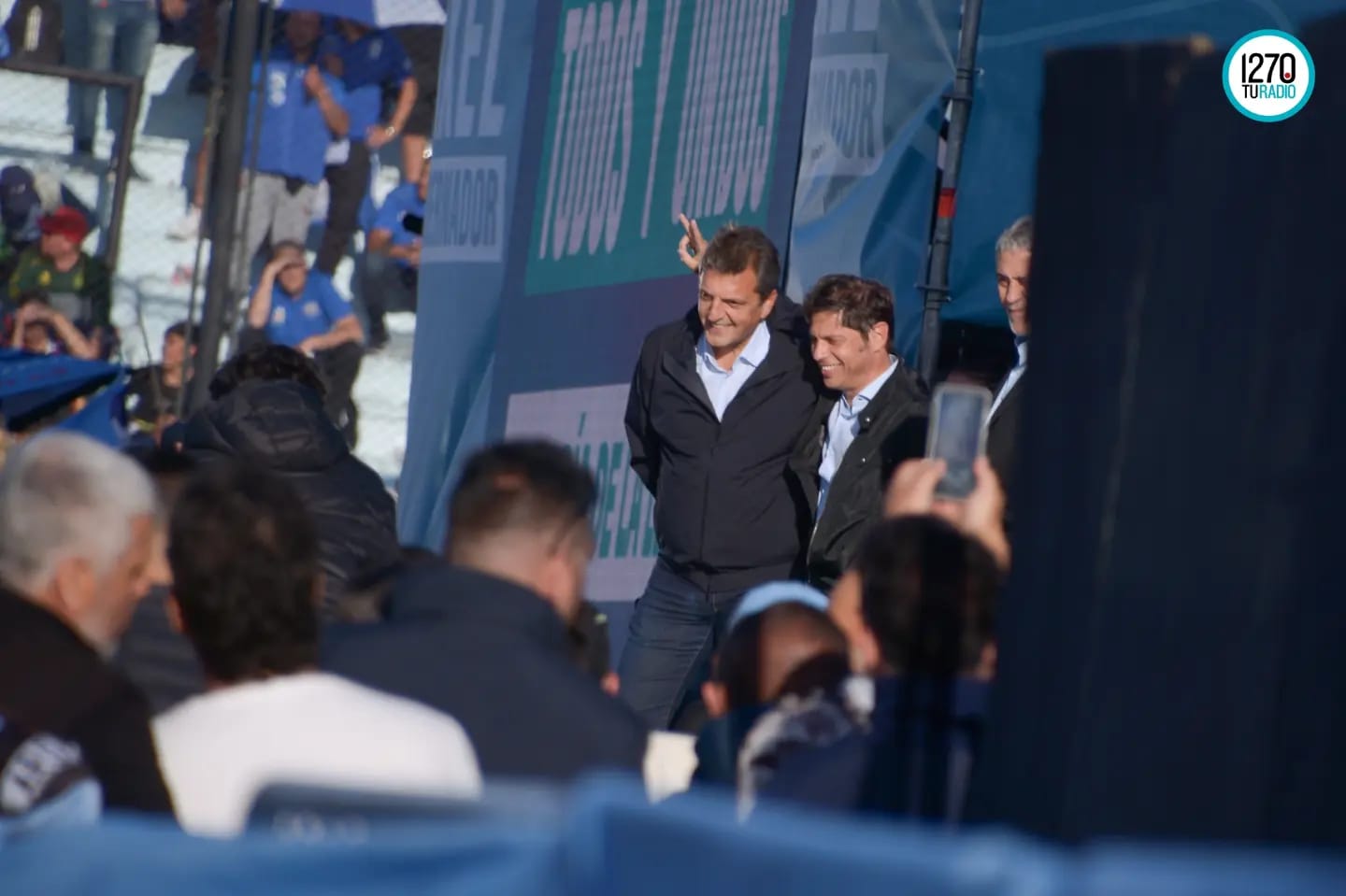 MASSA Y KICILLOF ENCABEZARON MULTITUDINARIO ACTO EN AVELLANEDA