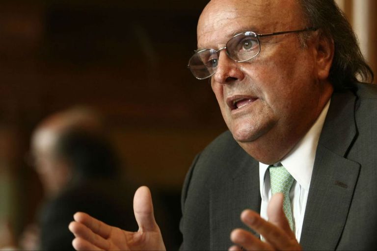 DE MENDIGUREN ASEGURÓ QUE LA UIA BUSCA "INCENTIVAR LA VACUNACIÓN"
