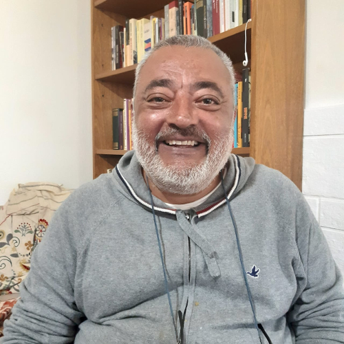 CLAUDIO GÓMEZ PRESENTA SU LIBRO “MEMORIA, IDENTIDAD Y TERRITORIO”