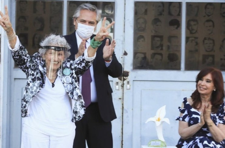 “TENGO A MIS HIJOS PRESENTES CON ALEGRÍA, MILITANCIA Y PERONISMO”