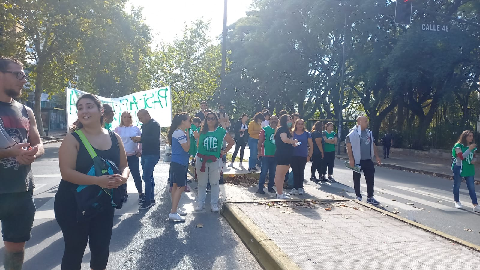 TRABAJADORES DE LA LINEA 148 RECLAMAN POR LA SITUACIÓN LABORAL
