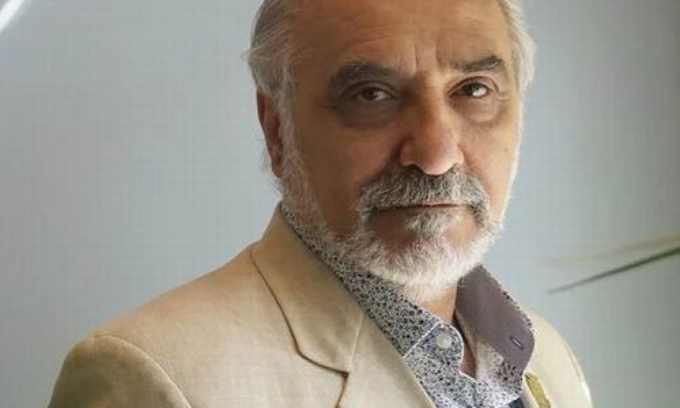 LUIS CÁMERA: "LA PELEA CONTRA EL VIRUS NOS CORRESPONDE A NOSOTROS"