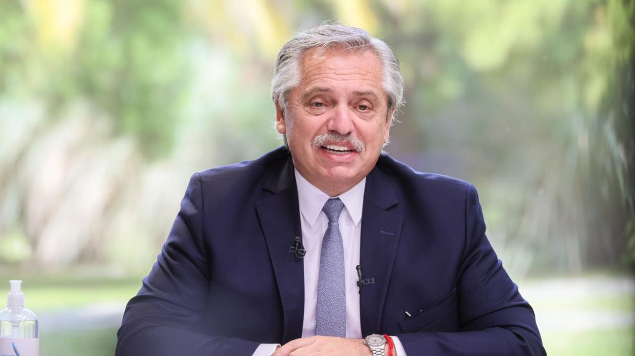 ALBERTO FERNÁNDEZ: "LOS VIOLENTOS TIRAN PIEDRAS, NOSOTROS TIRAMOS OBRAS"