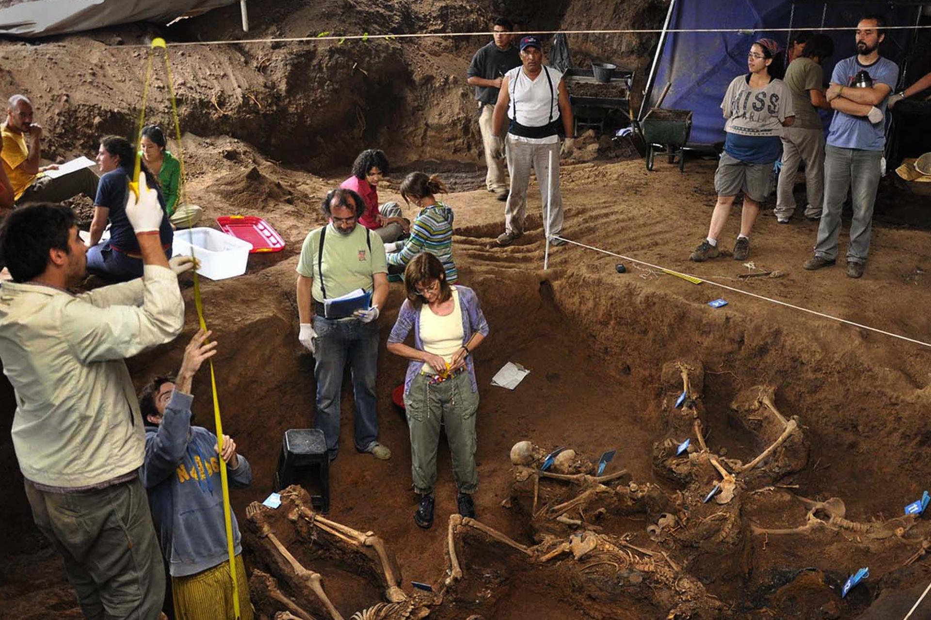 EAAF CONVOCA A FAMILIARES DE DESAPARECIDOS A APORTAR MUESTRAS DE SANGRE