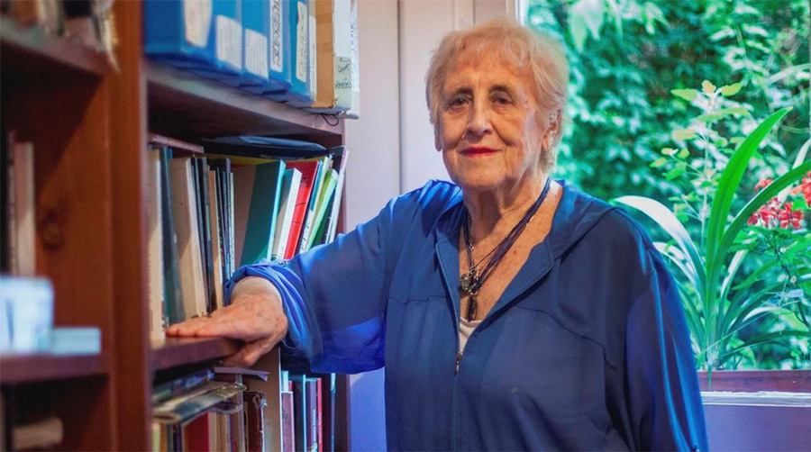 STELLA CALLONI: "ESTAMOS ANTE UN LEVANTAMIENTO CASI GENERALIZADO EN AMÉRICA LATINA"