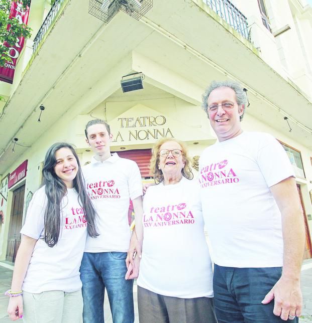 LA NONA CUMPLE 30 AÑOS Y LO CELEBRA OFRECIENDO VARIADA CARTELERA