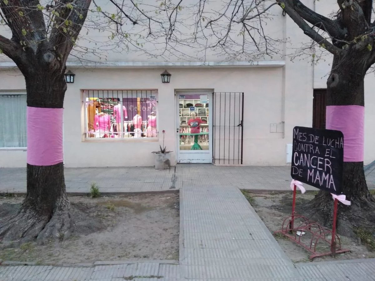 EN OCTUBRE, EL PUEBLO DE LA DULCE SE VISTE DE ROSA